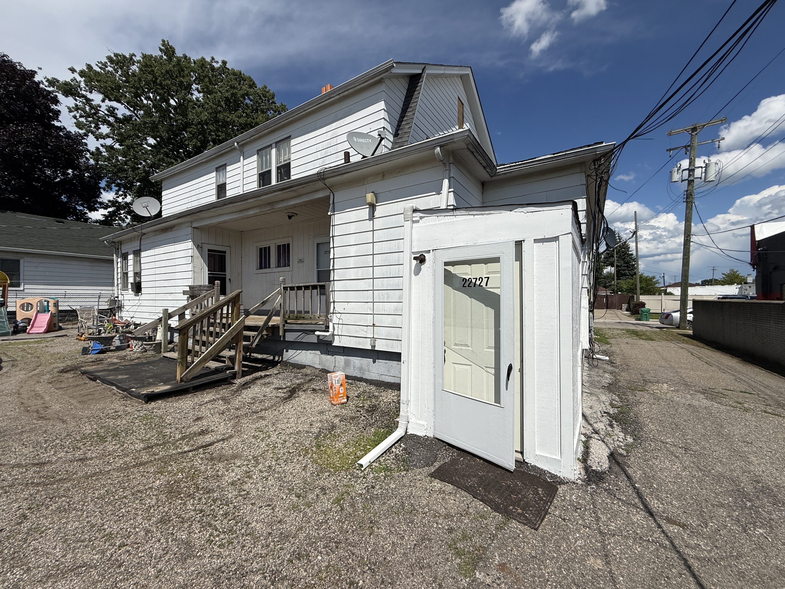 22727 Rein Avenue - 22727