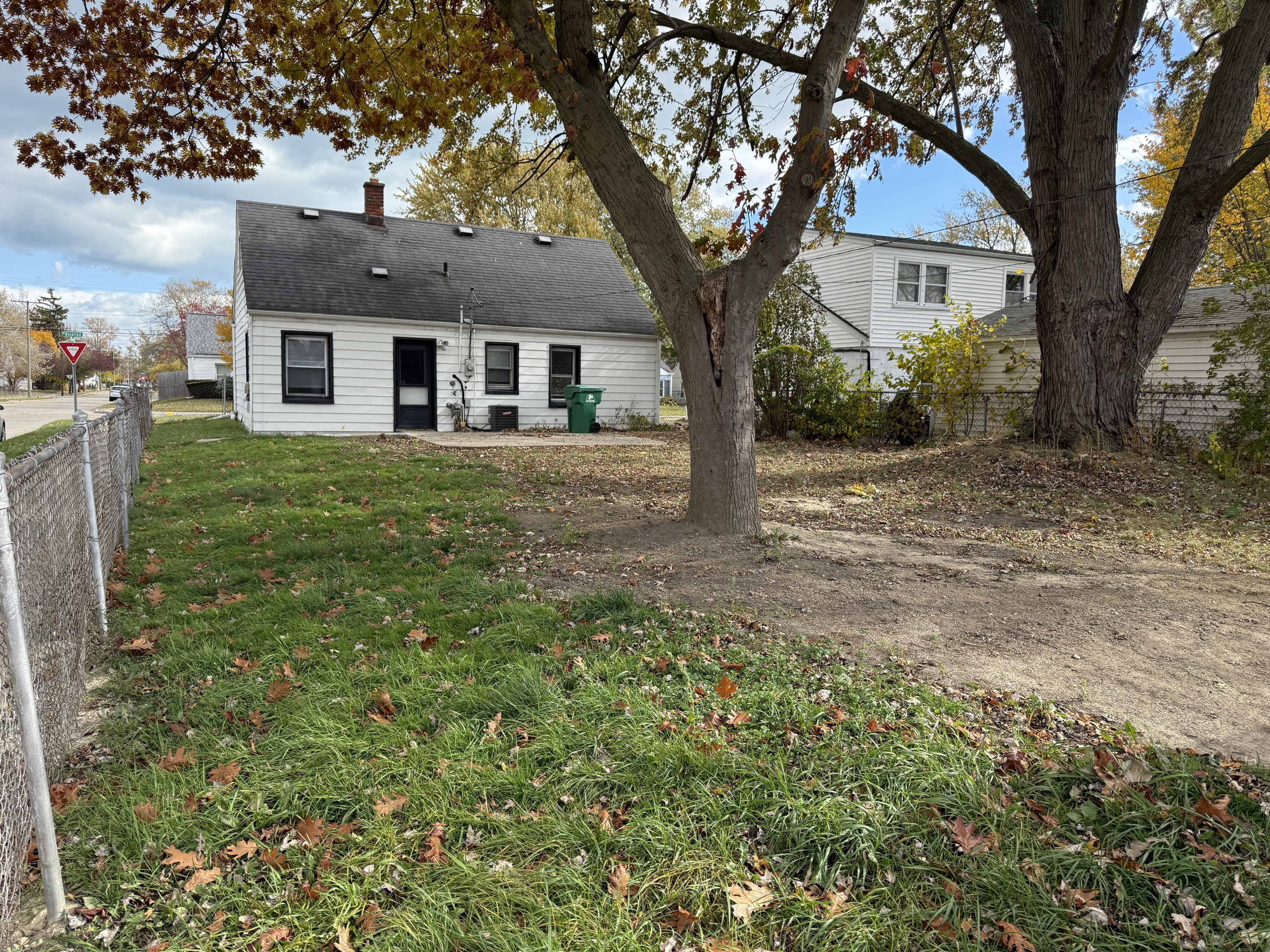 Property thumbnail image