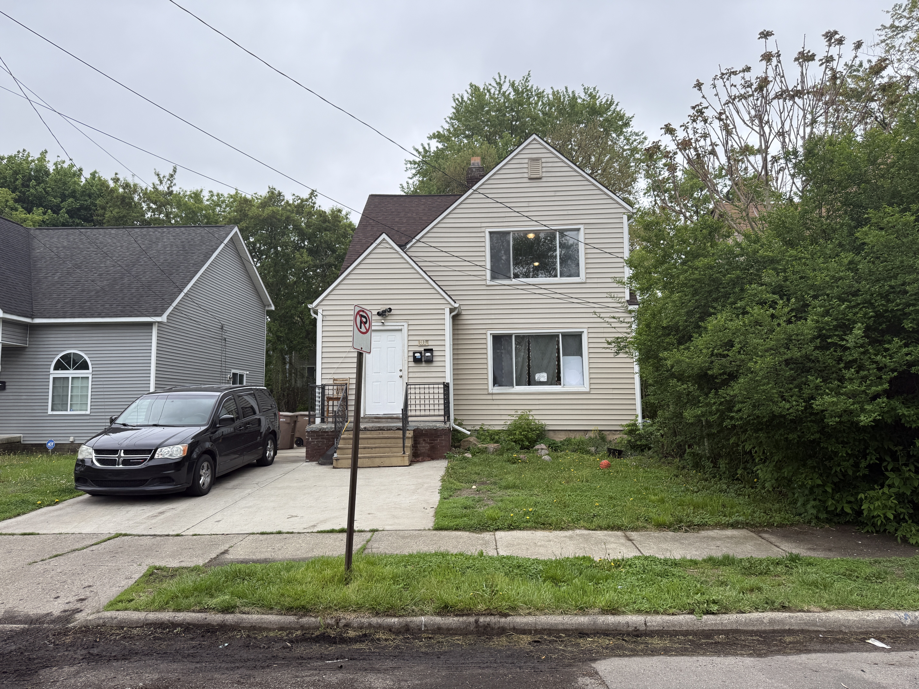 31 North Shirley Street