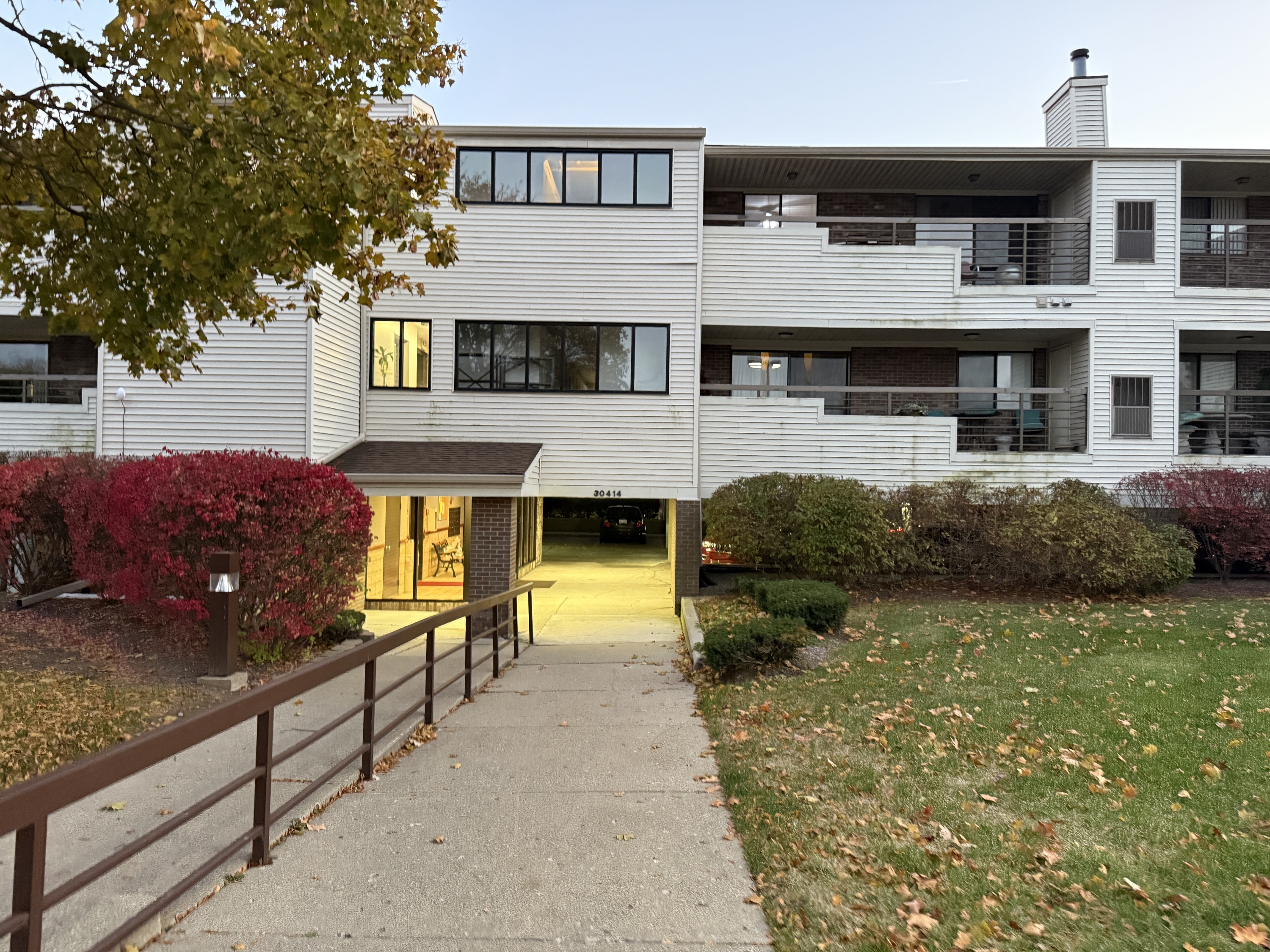 30414 Orchard Lake Road - 4